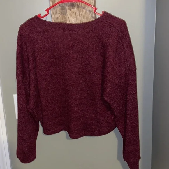 Cropped sweater - Picture 3 of 4